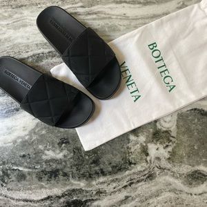 Bottega Veneta Rubber Pool Slide Black 37